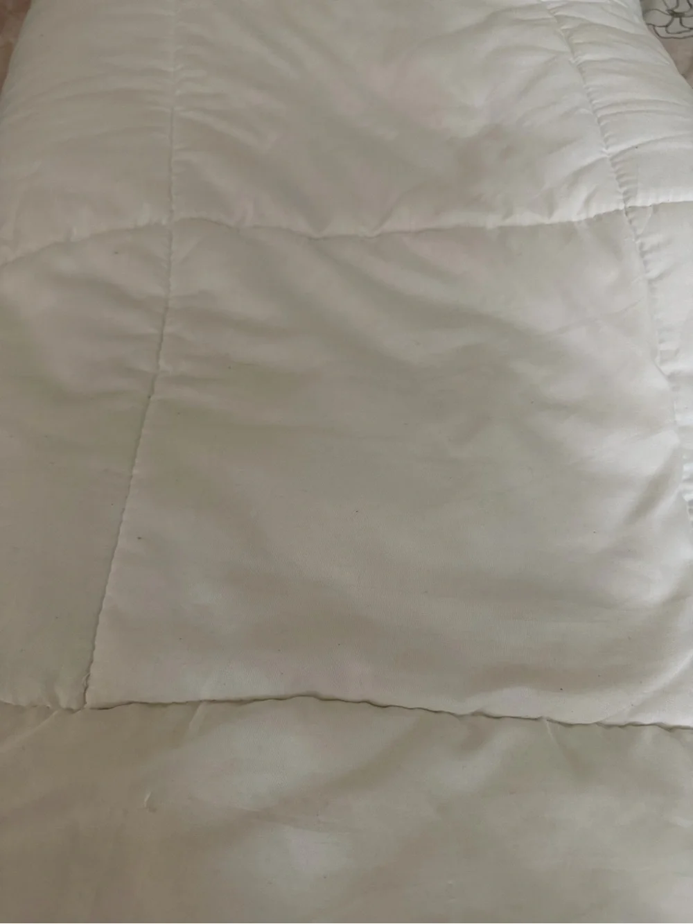 White Quilted Home Bedding Comforter - Lightweight All-Season